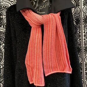 Tanner Pink Soft Knit 100% Wool Long Scarf in PRISTINE CONDITION